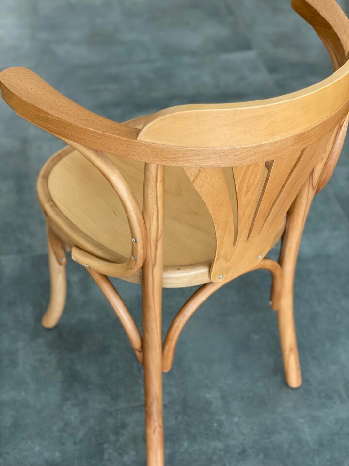 Sofia Kollu Sandalye,